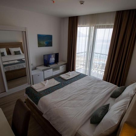 Hotel Svarog Bečići Exteriér fotografie