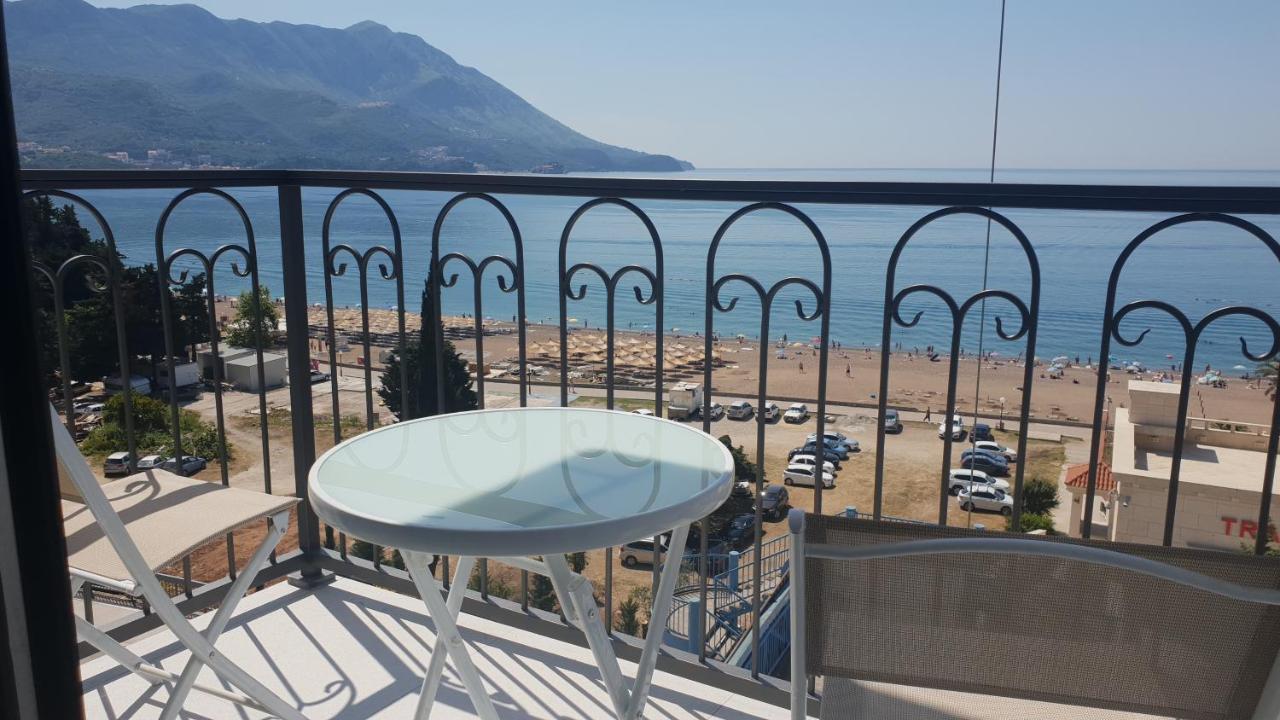 Hotel Svarog Bečići Exteriér fotografie