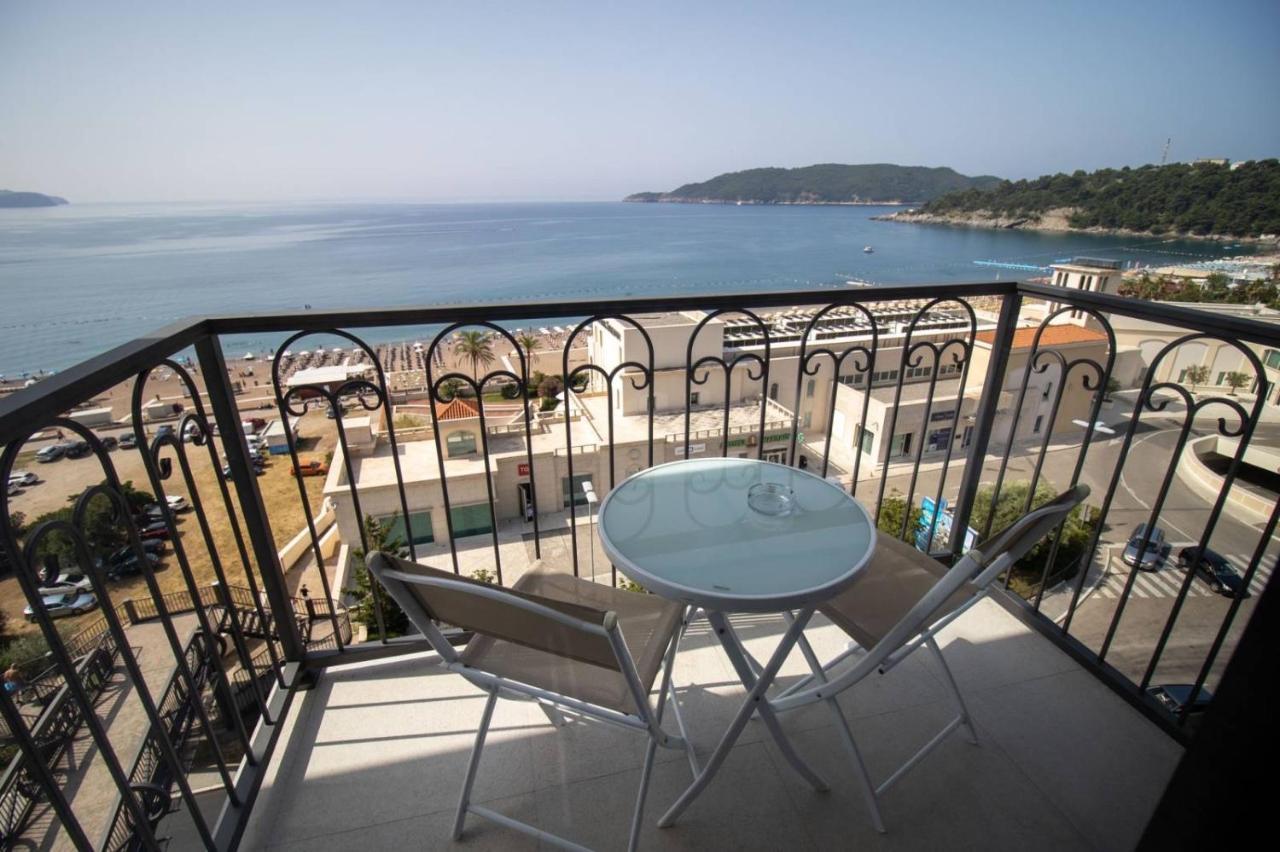 Hotel Svarog Bečići Exteriér fotografie