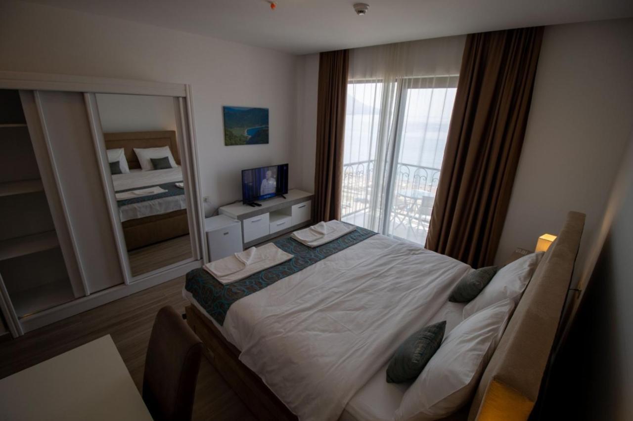 Hotel Svarog Bečići Exteriér fotografie
