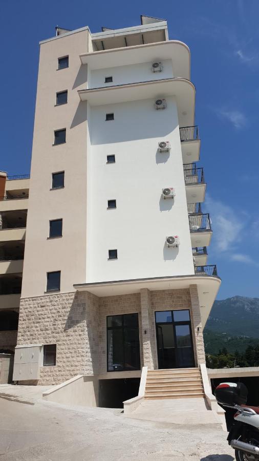 Hotel Svarog Bečići Exteriér fotografie