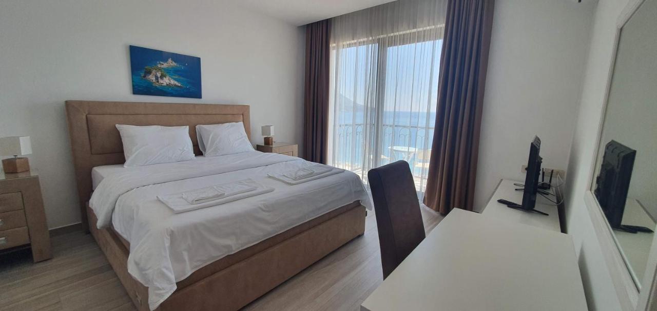 Hotel Svarog Bečići Exteriér fotografie