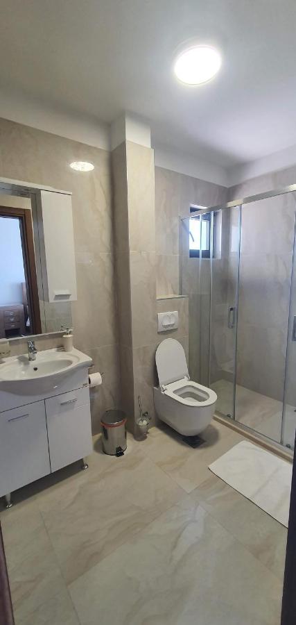 Hotel Svarog Bečići Exteriér fotografie